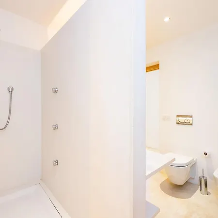 Casa Con Piscina En Selva *