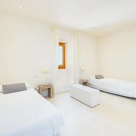 Casa Con Piscina En Selva Holiday home